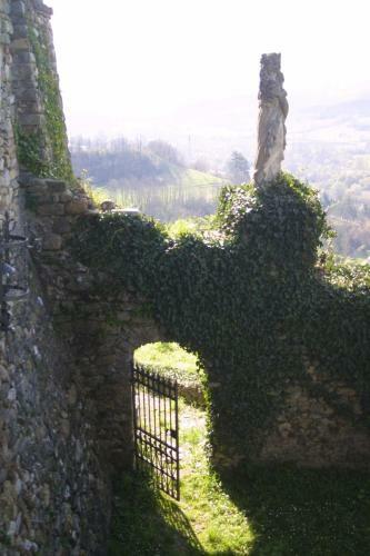 Castello Di Compiano Hotel Relais Museum