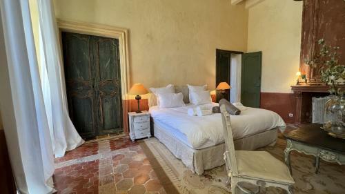 Chateau De Gignac - Monument Historique