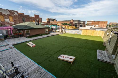 Lodge Downtown Omaha Oasis
