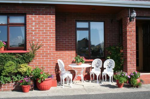 Hazelbrook Bed & Breakfast