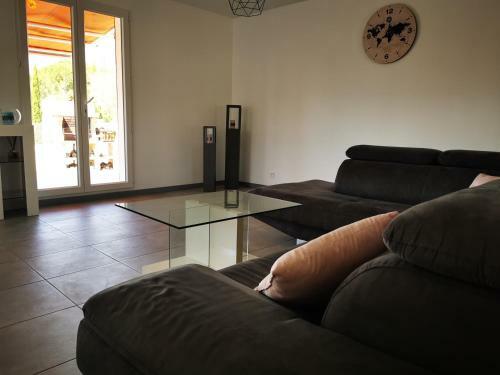Charmante Maison De 100m2 Sur 1100m2 Terrain