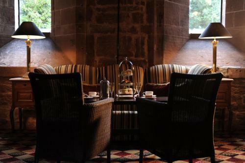 Hotel Peckforton Castle
