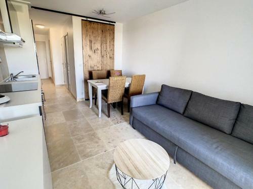 Rental 2 Rooms In Grimaud