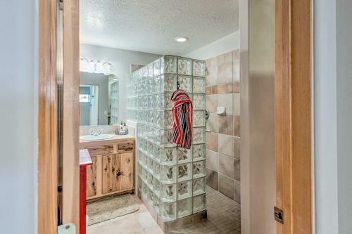 Stunning Angel Fire Cabin With Private Hot Tub!