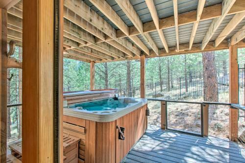 Stunning Angel Fire Cabin With Private Hot Tub!