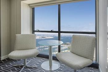 Hotel Manchester Grand Hyatt