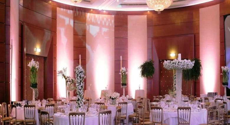Hotel Al Murooj Rotana