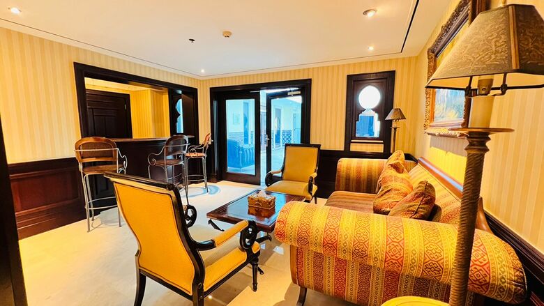 The Bristol Hotel Dubai