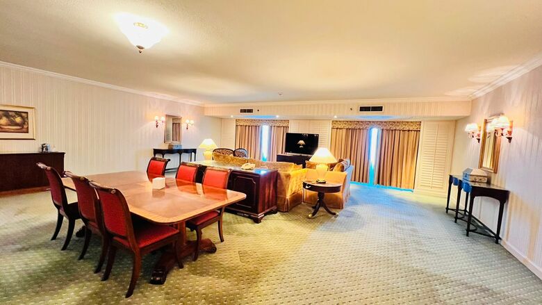 The Bristol Hotel Dubai