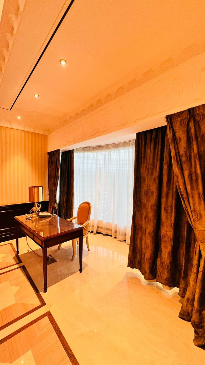 The Bristol Hotel Dubai