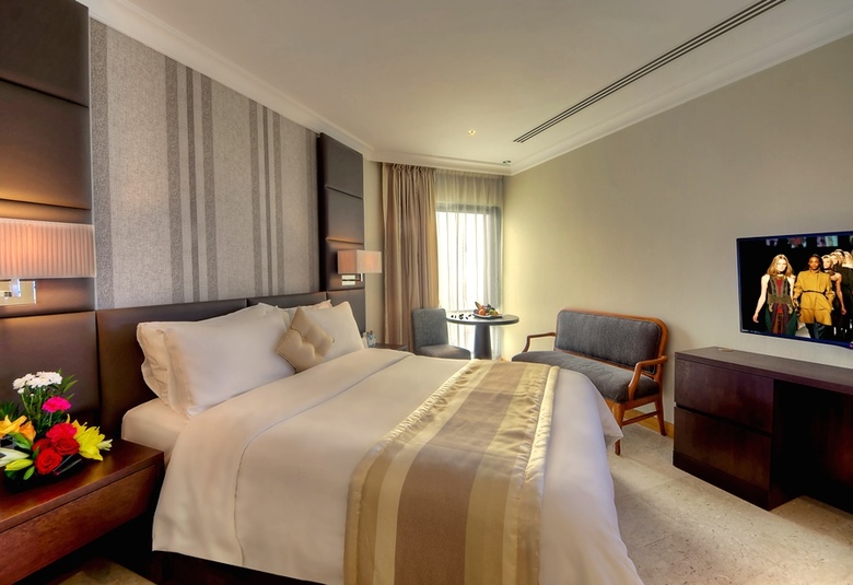 Hotel Dubai Marine Beach Resort & Spa