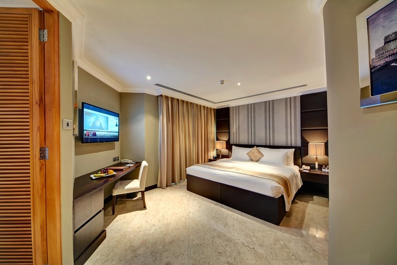 Hotel Dubai Marine Beach Resort & Spa