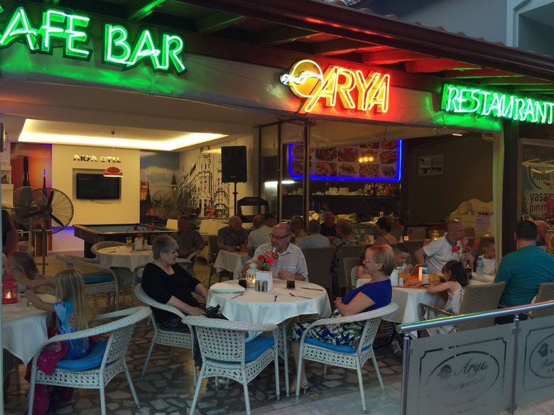 Hotel Club Arya Apart