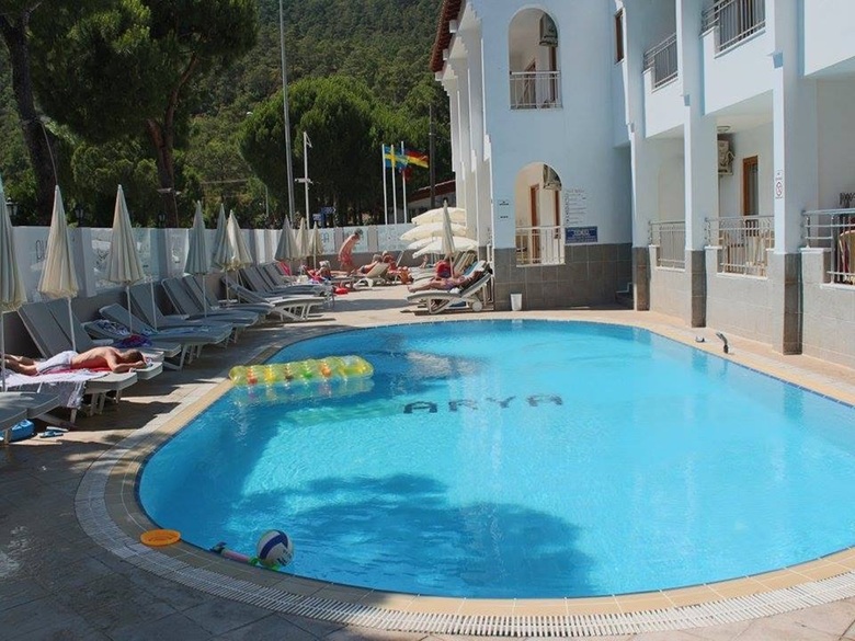 Hotel Club Arya Apart