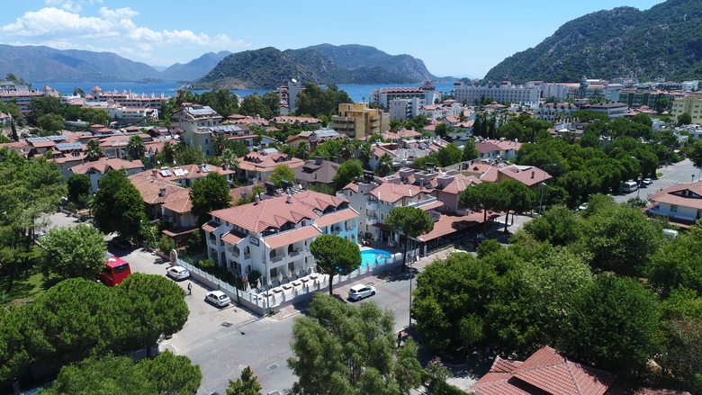 Hotel Club Arya Apart