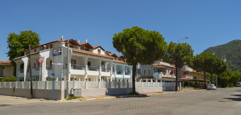 Hotel Club Arya Apart