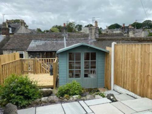 Chimney Pots - Log Burner/gas, Central Village, Walks, Pubs, Views