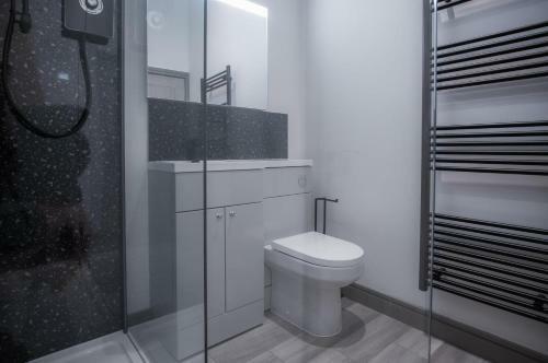 Four Seasons - 1 Bedroom Apartment - Tenby
