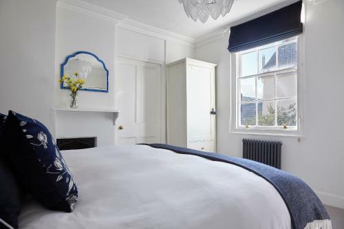 Lorna House Totnes