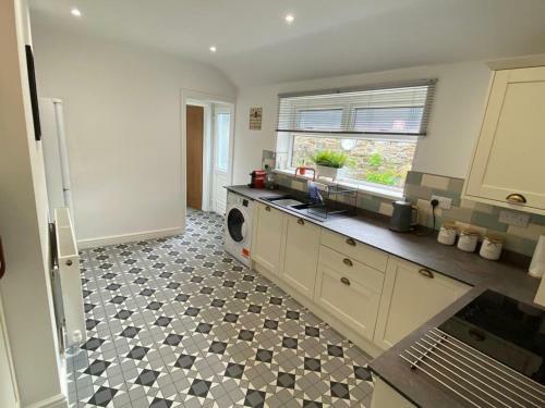 Rhondda Tunnel Cottage By Staystaycations
