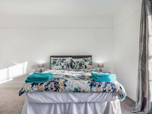 Lovely Villa 2 King 2 Singles 1double Sofa Bed