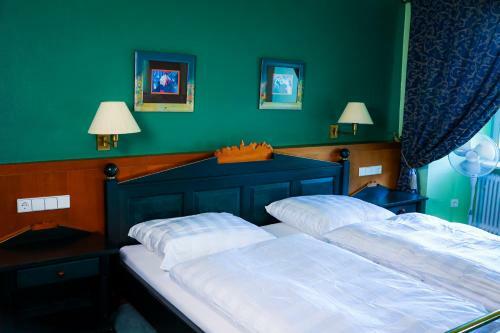 Hotel Schlo� Neuburg