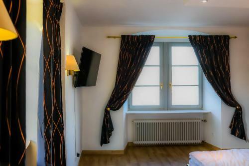 Hotel Schlo� Neuburg