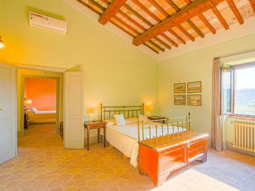 Vintage Villa In Sermugnano With Infinity Pool
