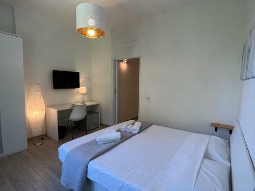 Hostal Siena Terrace View Rooms