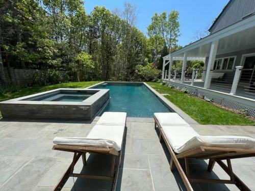 East Hampton Summer Home With Pool & Hot Tub