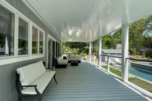 East Hampton Summer Home With Pool & Hot Tub