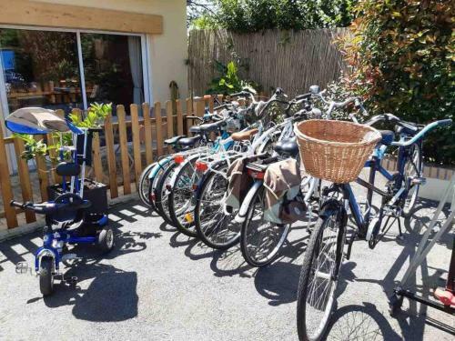 G�te Les Noisetiers Maison Familiale Avec Piscine