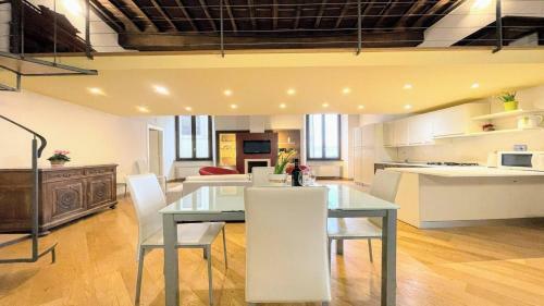 Apartamento Terrazza Duomo With Spectacular Views From 2 Large Terraces - Sleeps 6