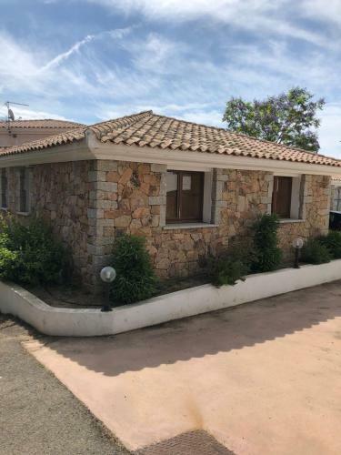 Casa Vacanze Gli Oleandri Rossi