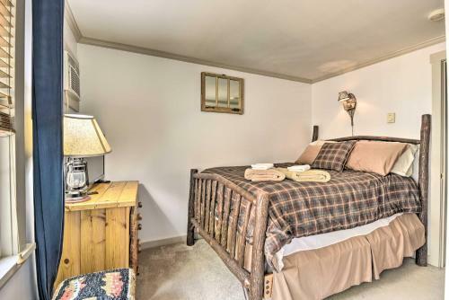 Townhome Walk To Mirror Lake And Main Street!