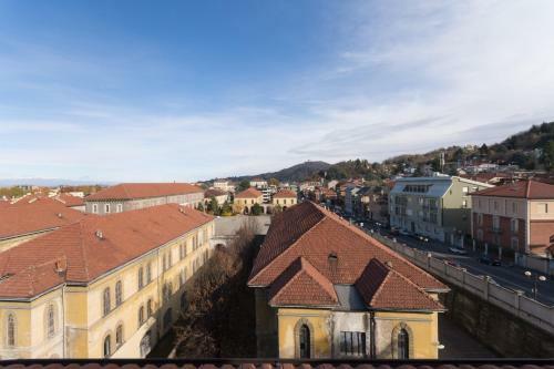 Apartamento Mansarda In Borgo Po