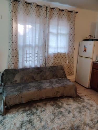 Apartamento Cheerful One Bedroom Studio With Free Parking/wifi