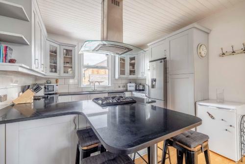 Apartamento Long Walk, Castle & Shops On Your Doorstep
