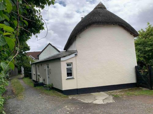 Villa Forsythia Cottage With Surf And Cycle Hire