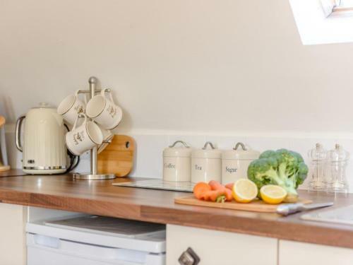 Waters Edge Apartment