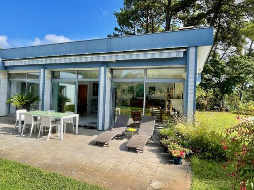 Beautiful Flowery Garden, Pool And Pleasant House