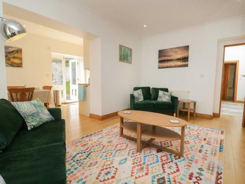 1 Rockland Cottage