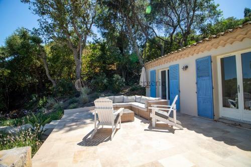 Villa Sylva, Tr�s Proche De La Plage D'h�racl�e