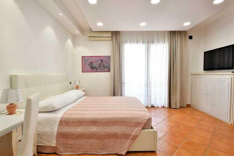 Hostal Arbatax Rent Home Srls