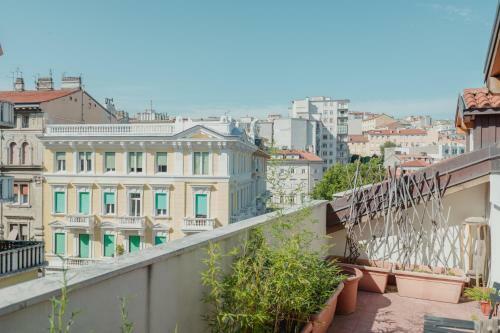 Apartamento La Briciola - Mansarda Per 5 - Ampia Terrazza Lt