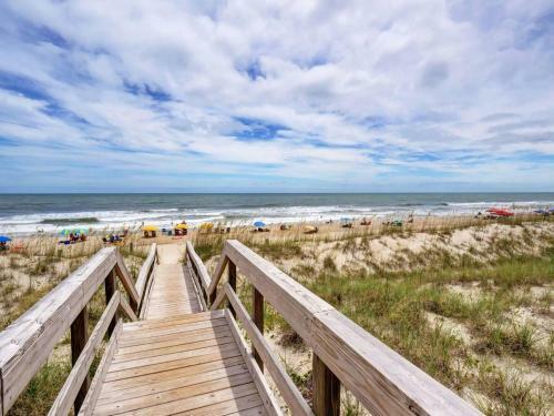 Lakefront Beachview 2br Condo Sleep 6 Close To Boardwalk