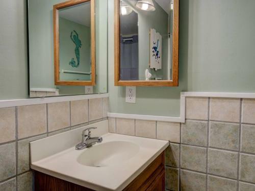 Lakefront Beachview 2br Condo Sleep 6 Close To Boardwalk