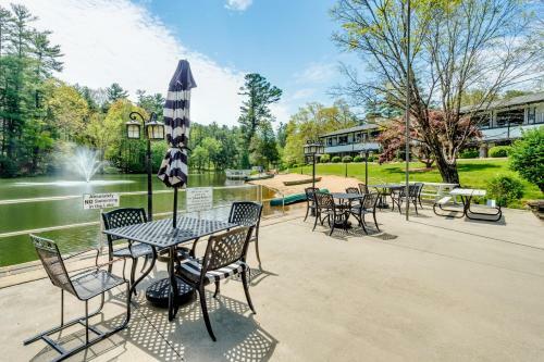 Apartamento Lakehouse Condos
