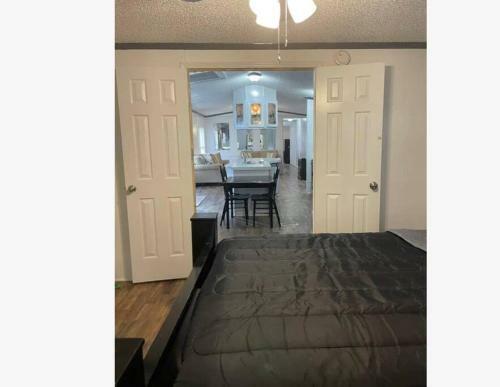 Beautiful Home Fully Remodeled Entire Home