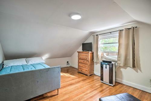 Spacious Home With Game Room And Backyard Lounge!